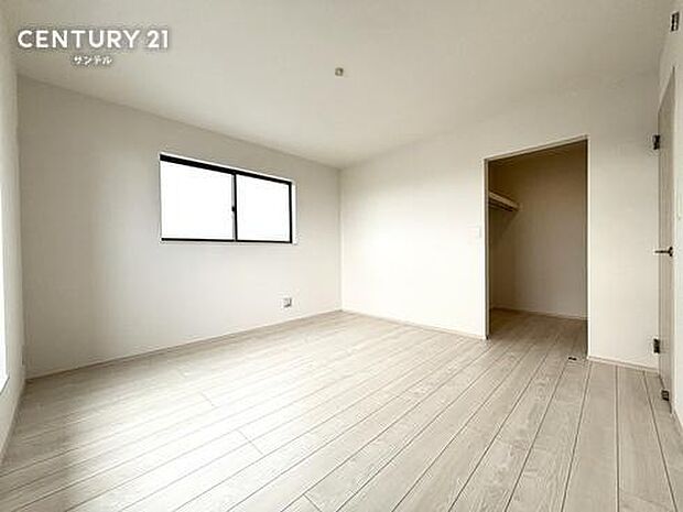 （同仕様写真）洋室※床色、建具の色が異なる場合がございます。