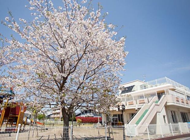 あゆみこども園まで830m