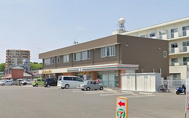 セブンイレブン宮崎神宮東3丁目店まで947m
