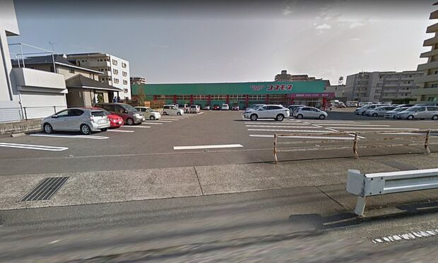 ディスカウントドラッグコスモス柳丸店まで1638m