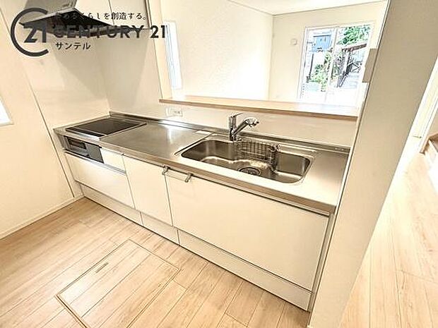 (同仕様写真)キッチン※モデル写真でございます。色や配置の相違がある場合がございます。