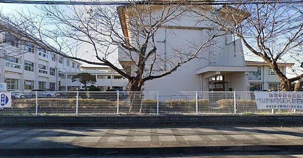 都城市立五十市小学校まで1963m
