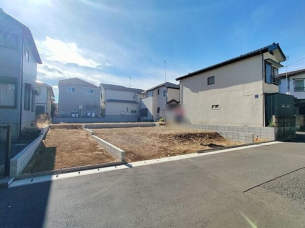 周辺のエリアで他にも沢山売りに出ている物件があります。インターネット掲載前の情報などもありますのでお気軽にお問合せください。まとめてご見学できます。 