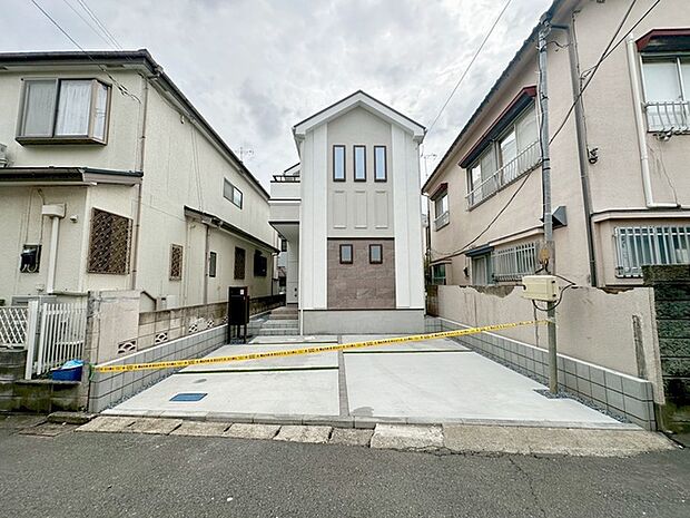 周辺のエリアで他にも沢山売りに出ている物件があります。インターネット掲載前の情報などもありますのでお気軽にお問合せください。まとめてご見学できます。 