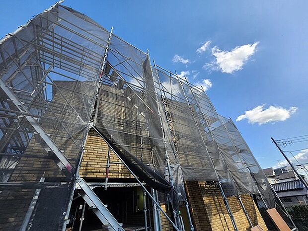 建物建築中（写真は令和7年10月18日撮影のもの）建物仕様、内部ご見学はご相談ください