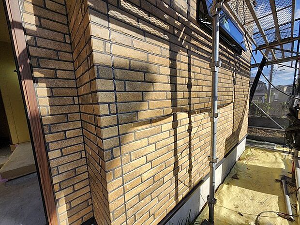 建物建築中（写真は令和7年10月18日撮影のもの）建物仕様、内部ご見学はご相談ください