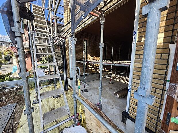建物建築中（写真は令和7年10月18日撮影のもの）建物仕様、内部ご見学はご相談ください