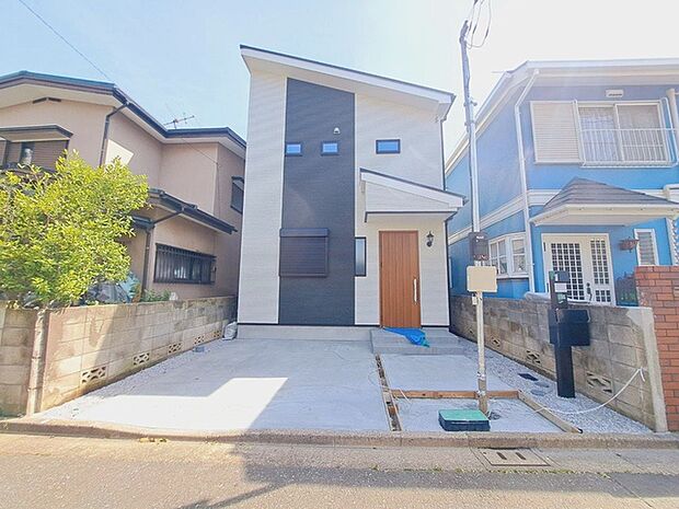 現地のご見学予約もスタートしました。周辺で売りに出ている物件も沢山御座います。まとめてご見学ができますのでお気軽にお申しつけください。 