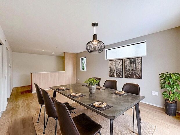 本画像はCGで作成しており、実際に現地に家具は置かれておりません。また、価格に家具は含まれておりません。 