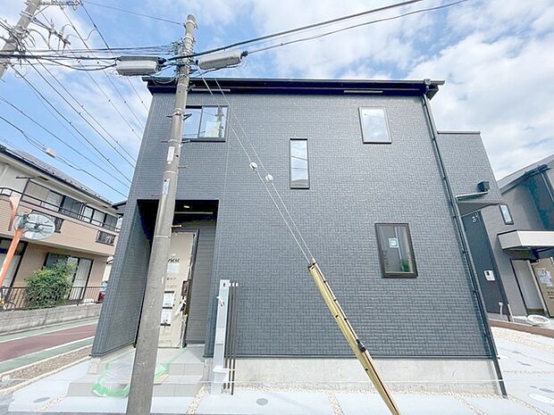 建物が完成しましたので室内のご見学予約スタート。当日のご見学予約も大歓迎です。お気軽にご連絡ください。他にもインターネットに掲載していない情報も沢山ありますので、比較で併せてご見学ができます。 