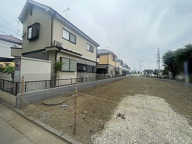 周辺のエリアで他にも沢山売りに出ている物件があります。インターネット掲載前の情報などもありますのでお気軽にお問合せください。まとめてご見学できます。 