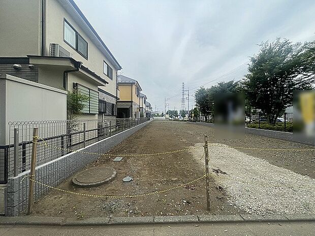 土地物件にはご確認頂くポイントがたくさんございます、土地だけのご見学の際もご遠慮せず、ぜひお気軽に担当スタッフにお申しつけくださいませ。 