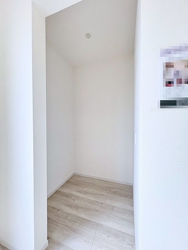 クローゼットなど収納も豊富なお家です。