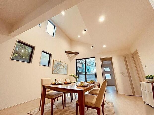 本画像はCGで作成しており、実際に現地に家具は置かれておりません。また、価格に家具は含まれておりません。 