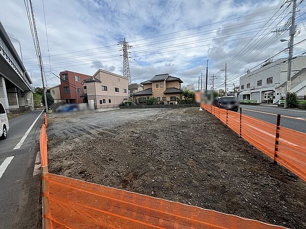 周辺のエリアで他にも沢山売りに出ている物件があります。インターネット掲載前の情報などもありますのでお気軽にお問合せください。まとめてご見学できます。