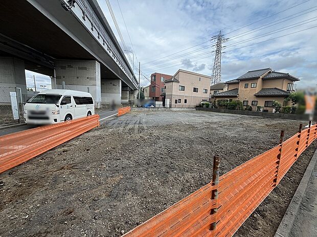 周辺のエリアで他にも沢山売りに出ている物件があります。インターネット掲載前の情報などもありますのでお気軽にお問合せください。まとめてご見学できます。