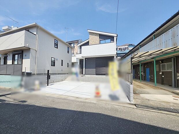 建物が完成しましたので室内のご見学予約スタート。当日のご見学予約も大歓迎です。お気軽にご連絡ください。他にもインターネットに掲載していない情報も沢山ありますので、比較で併せてご見学ができます。 