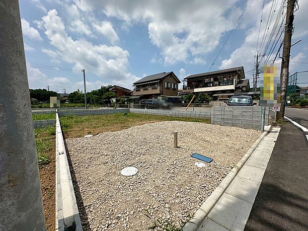 周辺のエリアで他にも沢山売りに出ている物件があります。インターネット掲載前の情報などもありますのでお気軽にお問合せください。まとめてご見学できます。 