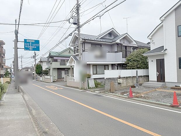 周辺のエリアで他にも沢山売りに出ている物件があります。インターネット掲載前の情報などもありますのでお気軽にお問合せください。まとめてご見学できます。 