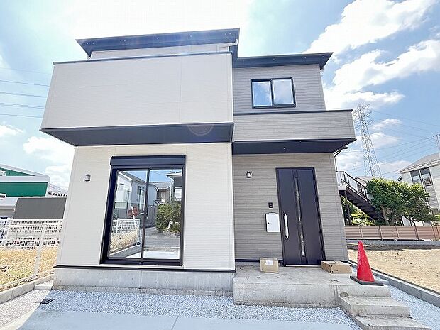 建物が完成しましたので室内のご見学予約スタート。当日のご見学予約も大歓迎です。お気軽にご連絡ください。他にもインターネットに掲載していない情報も沢山ありますので、比較で併せてご見学ができます。