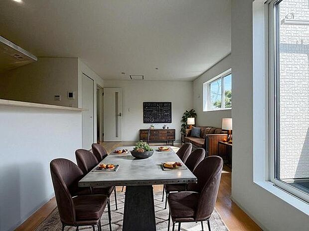 本画像はCGで作成しており、実際に現地に家具は置かれておりません。また、価格に家具は含まれておりません。