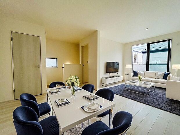 本画像はCGで作成しており、実際に現地に家具は置かれておりません。また、価格に家具は含まれておりません。 