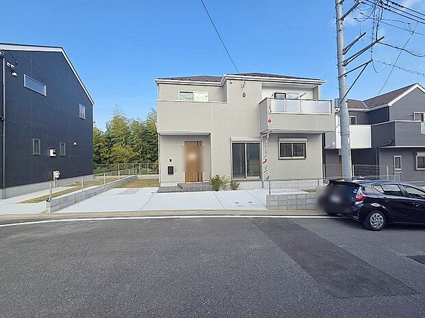 建物が完成しましたので室内のご見学予約スタート。当日のご見学予約も大歓迎です。お気軽にご連絡ください。他にもインターネットに掲載していない情報も沢山ありますので、比較で併せてご見学ができます。 