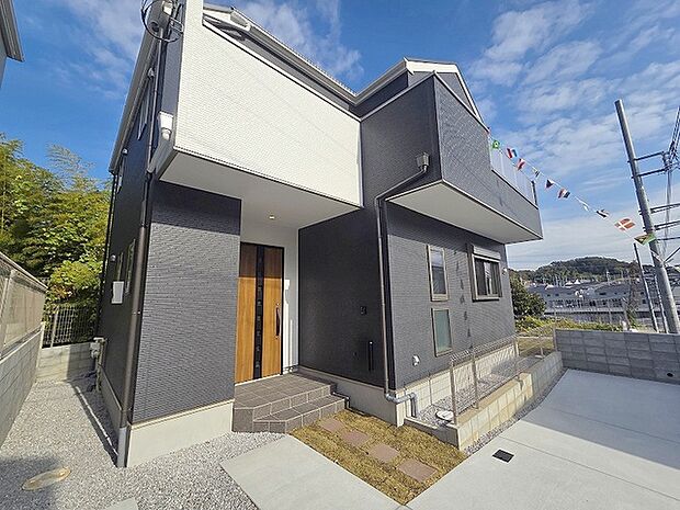 建物が完成しましたので室内のご見学予約スタート。当日のご見学予約も大歓迎です。お気軽にご連絡ください。他にもインターネットに掲載していない情報も沢山ありますので、比較で併せてご見学ができます。