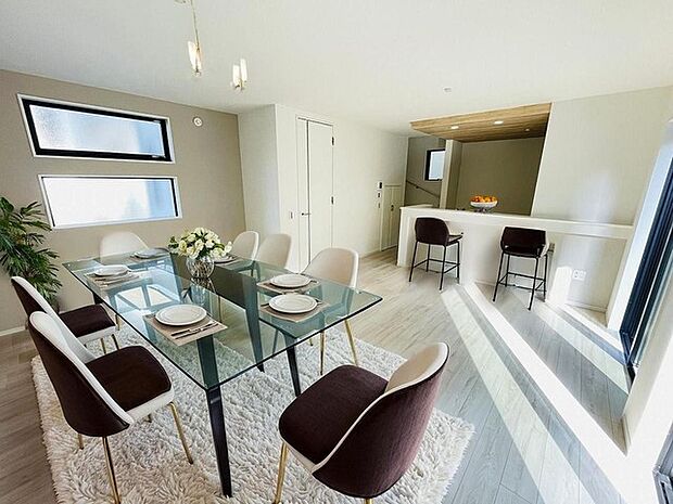 本画像はCGで作成しており、実際に現地に家具は置かれておりません。また、価格に家具は含まれておりません。 