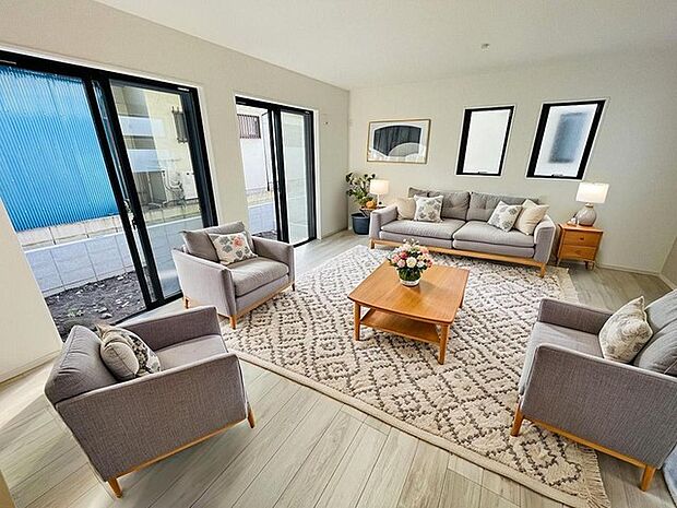 本画像はCGで作成しており、実際に現地に家具は置かれておりません。また、価格に家具は含まれておりません。