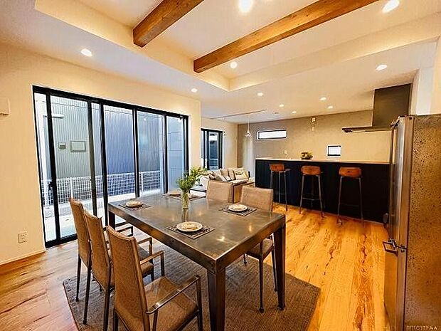 本画像はCGで作成しており、実際に現地に家具は置かれておりません。また、価格に家具は含まれておりません。 