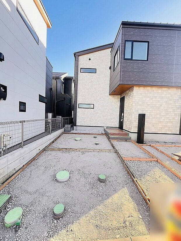建物が完成しましたので室内のご見学予約スタート。当日のご見学予約も大歓迎です。お気軽にご連絡ください。他にもインターネットに掲載していない情報も沢山ありますので、比較で併せてご見学ができます。