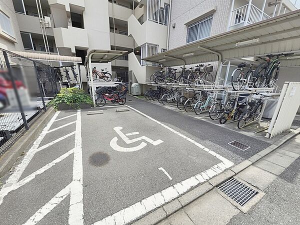 現地のご見学予約もスタートしました。周辺で売りに出ている物件も沢山御座います。まとめてご見学ができますのでお気軽にお申しつけください。