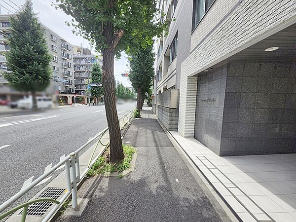 周辺のエリアで他にも沢山売りに出ている物件があります。インターネット掲載前の情報などもありますのでお気軽にお問合せください。まとめてご見学できます。