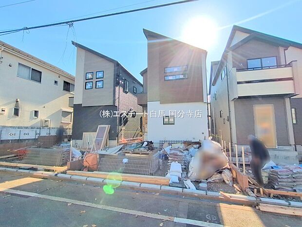 現地のご見学予約もスタートしました。周辺で売りに出ている物件も沢山御座います。まとめてご見学ができますのでお気軽にお申しつけください。 