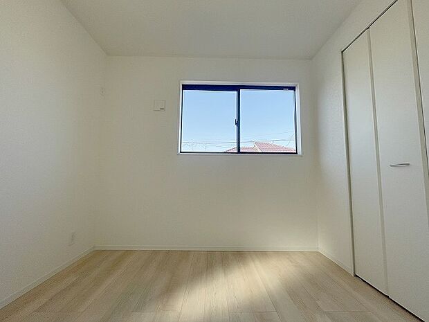 各お部屋に収納が設置されています。 