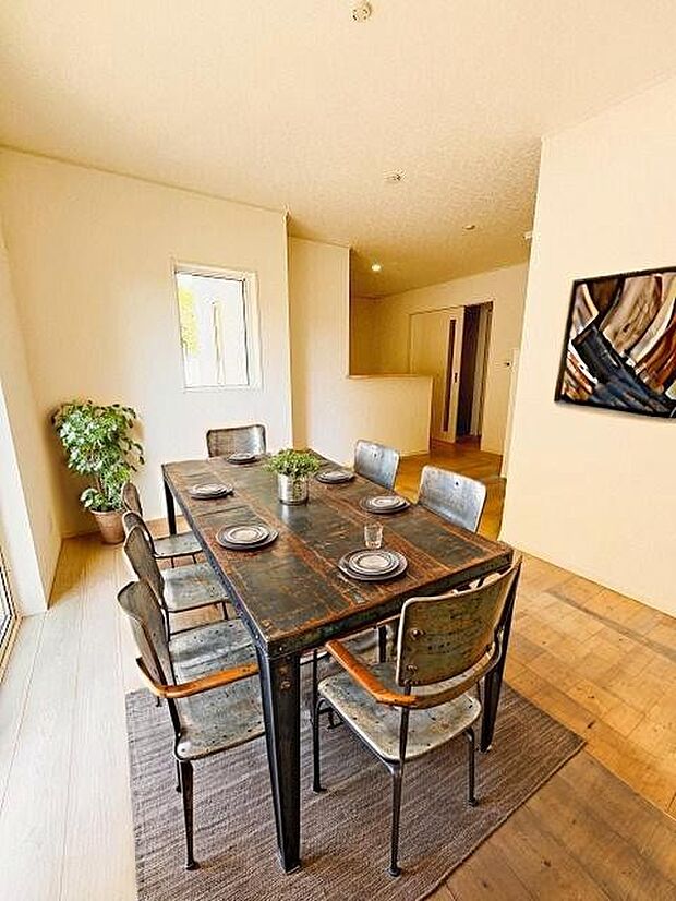 本画像はCGで作成しており、実際に現地に家具は置かれておりません。また、価格に家具は含まれておりません。 