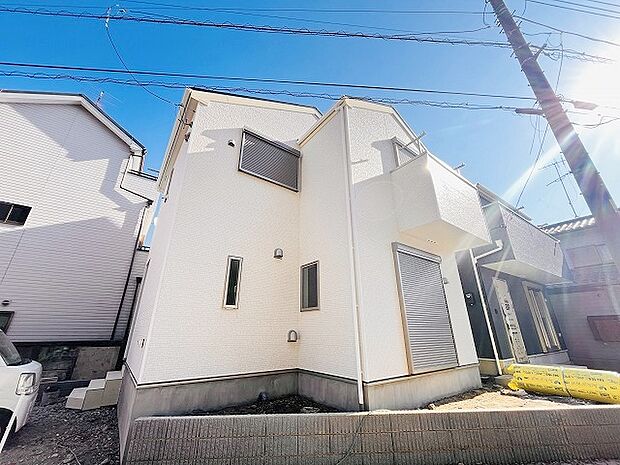 建物が完成しましたので室内のご見学予約スタート。当日のご見学予約も大歓迎です。お気軽にご連絡ください。他にもインターネットに掲載していない情報も沢山ありますので、比較で併せてご見学ができます。 