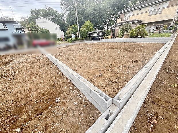 周辺のエリアで他にも沢山売りに出ている物件があります。インターネット掲載前の情報などもありますのでお気軽にお問合せください。まとめてご見学できます。