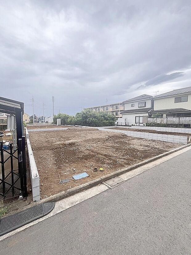 建物のモデルハウスのご見学予約もスタートしました。当日のご見学予約も大歓迎ですので、お気軽にお問合せください。