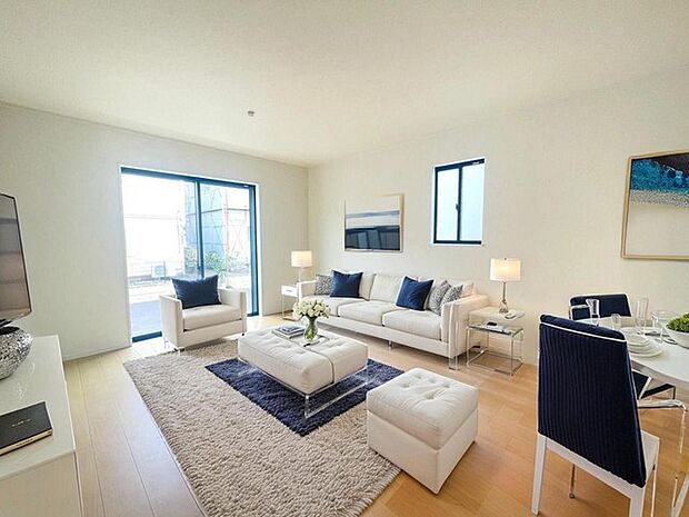 本画像はCGで作成しており、実際に現地に家具は置かれておりません。また、価格に家具は含まれておりません。 