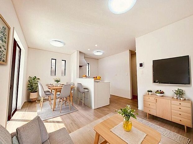 本画像はCGで作成しており、実際に現地に家具は置かれておりません。また、価格に家具は含まれておりません。 