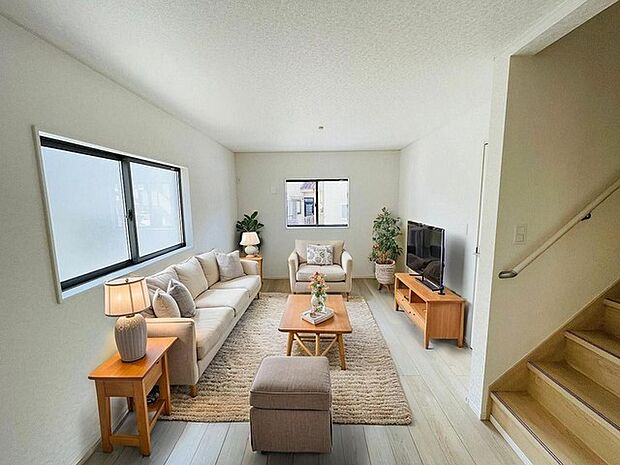 本画像はCGで作成しており、実際に現地に家具は置かれておりません。また、価格に家具は含まれておりません。 