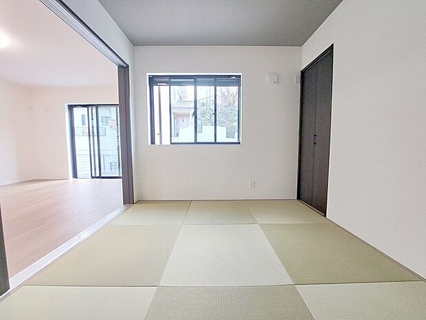 和室がある間取り。畳の香りとともにどこか落ち着く空間です。
