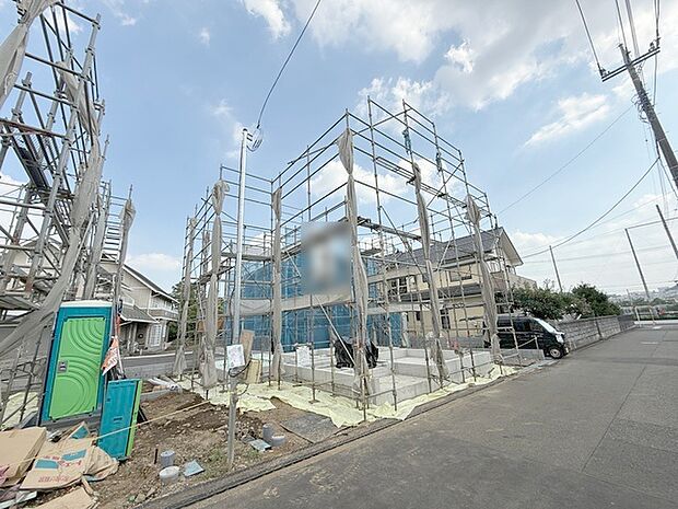 周辺のエリアで他にも沢山売りに出ている物件があります。インターネット掲載前の情報などもありますのでお気軽にお問合せください。まとめてご見学できます。 