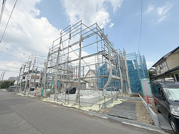 周辺のエリアで他にも沢山売りに出ている物件があります。インターネット掲載前の情報などもありますのでお気軽にお問合せください。まとめてご見学できます。