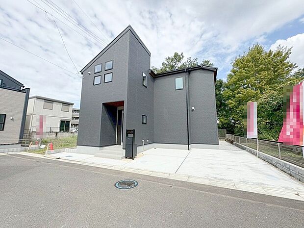 現地のご見学予約もスタートしました。周辺で売りに出ている物件も沢山御座います。まとめてご見学ができますのでお気軽にお申しつけください。 