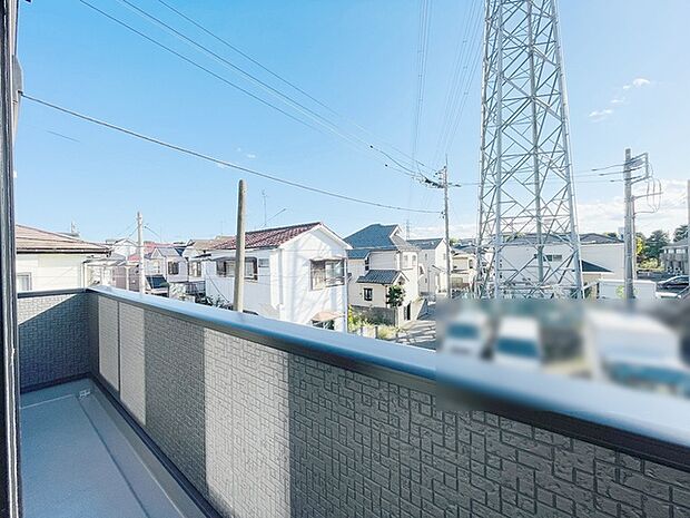 季節の変化や天気の良い日には、バルコニーでの時間が心地よく、気分をリフレッシュさせることができます。