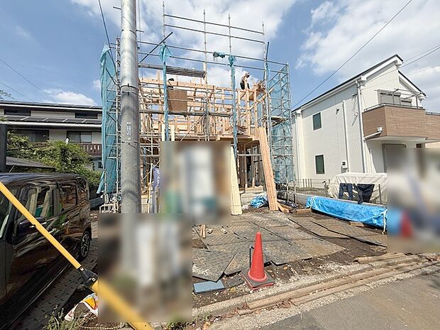 現在建物を建築中です、建築中の物件については現地確認の他、同施工会社の完成施工例のご案内、担当者のプレゼンテーションにてご検討ください。適切なご検討の方法をご説明させて頂きます。
