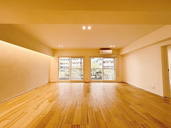 apartment 東京都西東京市谷戸町３丁目
地図を見る